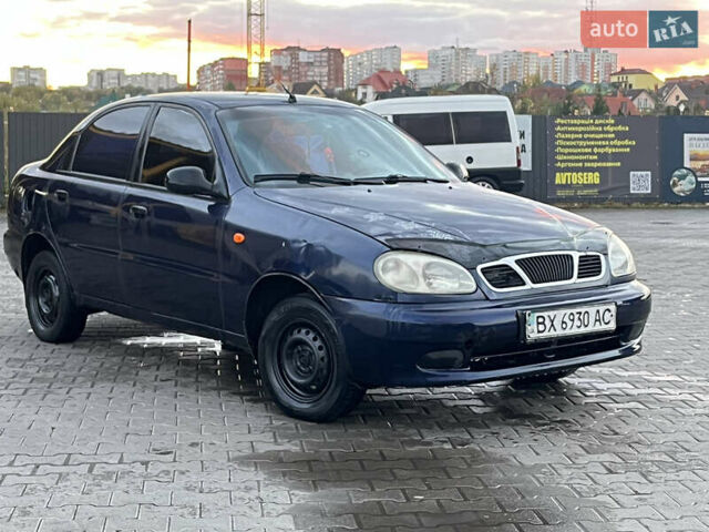 Синий Дэу Сенс, объемом двигателя 1.3 л и пробегом 300 тыс. км за 999 $, фото 1 на Automoto.ua