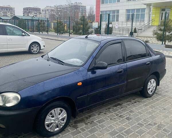 Синий Дэу Сенс, объемом двигателя 1.3 л и пробегом 220 тыс. км за 1600 $, фото 1 на Automoto.ua