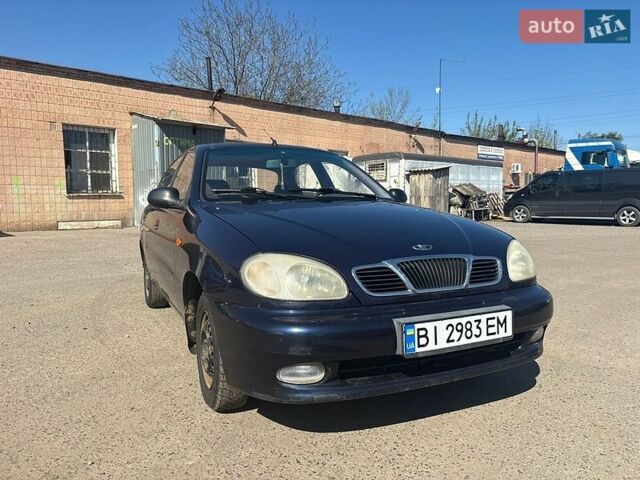 Синий Дэу Сенс, объемом двигателя 1.3 л и пробегом 300 тыс. км за 1650 $, фото 1 на Automoto.ua