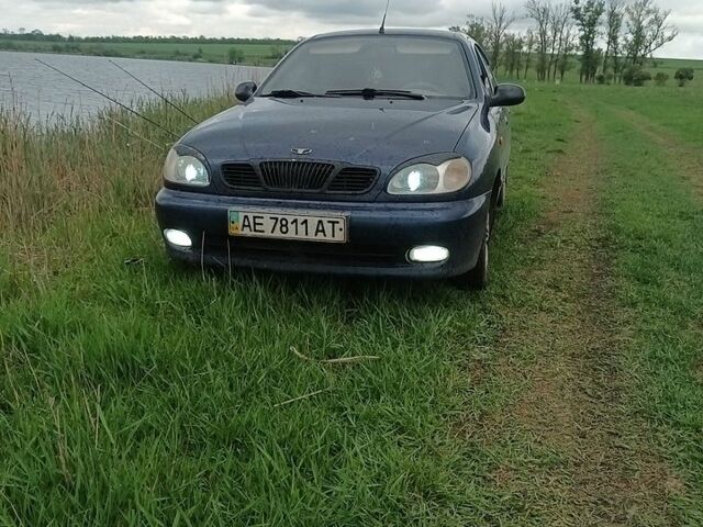 Синий Дэу Сенс, объемом двигателя 1.3 л и пробегом 142 тыс. км за 2200 $, фото 1 на Automoto.ua