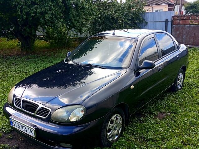 Синий Дэу Сенс, объемом двигателя 1.3 л и пробегом 260 тыс. км за 1600 $, фото 1 на Automoto.ua