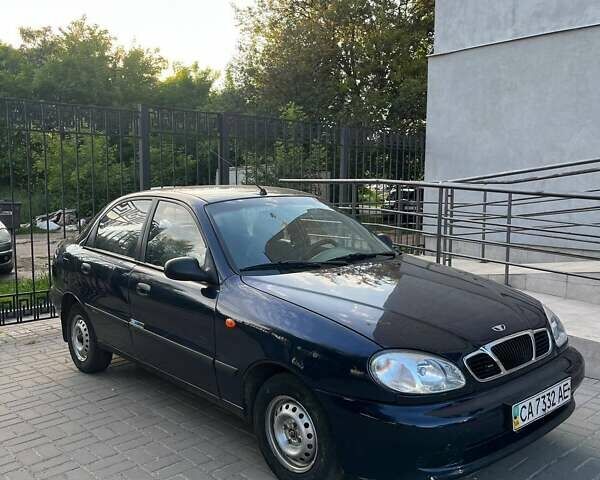 Синий Дэу Сенс, объемом двигателя 1.3 л и пробегом 240 тыс. км за 1900 $, фото 1 на Automoto.ua