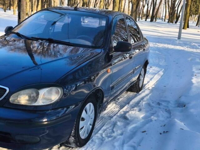 Синий Дэу Сенс, объемом двигателя 1.3 л и пробегом 220 тыс. км за 1850 $, фото 1 на Automoto.ua
