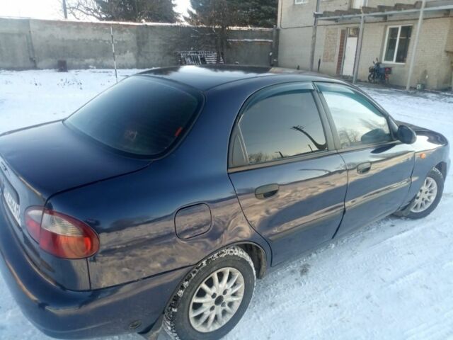 Синий Дэу Сенс, объемом двигателя 1.5 л и пробегом 300 тыс. км за 1350 $, фото 1 на Automoto.ua