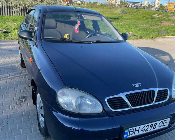 Синий Дэу Сенс, объемом двигателя 0 л и пробегом 102 тыс. км за 1650 $, фото 1 на Automoto.ua