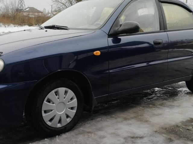 Синий Дэу Сенс, объемом двигателя 1.3 л и пробегом 105 тыс. км за 1850 $, фото 1 на Automoto.ua