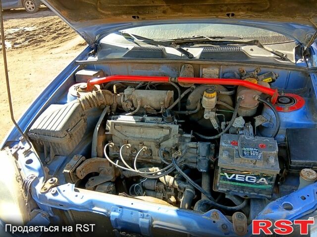 Синий Дэу Сенс, объемом двигателя 1.4 л и пробегом 208 тыс. км за 1280 $, фото 1 на Automoto.ua