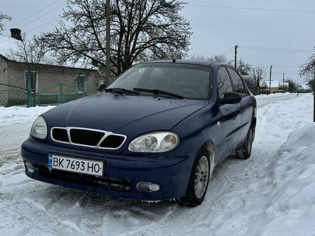 Синий Дэу Сенс, объемом двигателя 1.5 л и пробегом 340 тыс. км за 1900 $, фото 1 на Automoto.ua