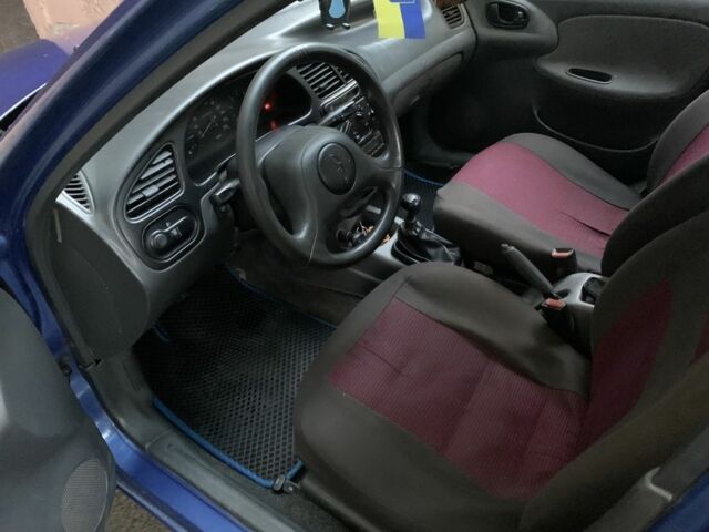 Синий Дэу Сенс, объемом двигателя 1.5 л и пробегом 226 тыс. км за 2200 $, фото 1 на Automoto.ua