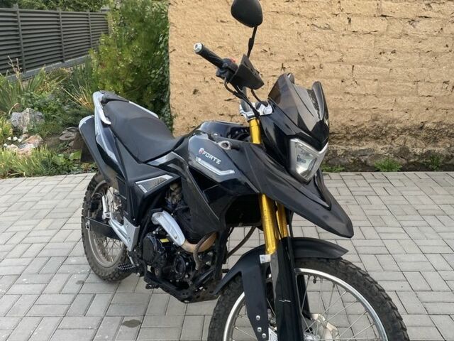 Синий Дэу Сенс, объемом двигателя 1.5 л и пробегом 250 тыс. км за 1503 $, фото 1 на Automoto.ua