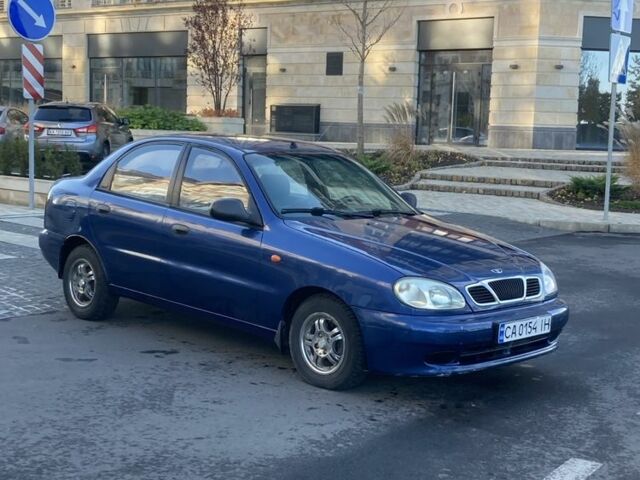 Деу Сенс 2010 у Умани на Automoto.ua Синій Деу Сенс, об'ємом двигуна 1.5 л та пробігом 220 тис. км за 1900 $, фото 1 на Automoto.ua