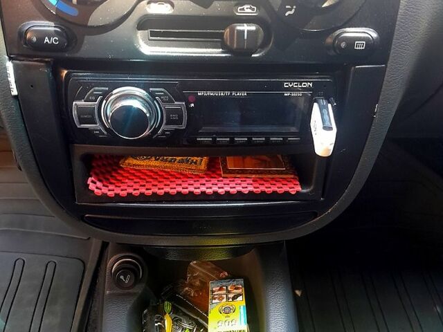 Синий Дэу Сенс, объемом двигателя 1.3 л и пробегом 480 тыс. км за 3500 $, фото 1 на Automoto.ua