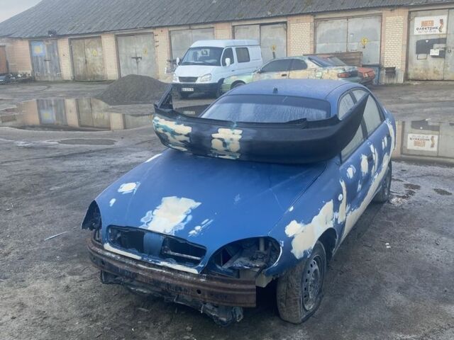 Синий Дэу Сенс, объемом двигателя 1.3 л и пробегом 160 тыс. км за 700 $, фото 1 на Automoto.ua