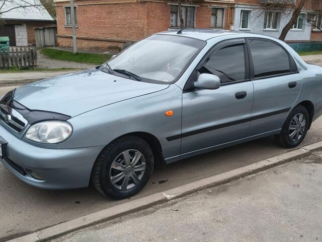 Синій Деу Сенс, об'ємом двигуна 1.3 л та пробігом 272 тис. км за 2050 $, фото 1 на Automoto.ua