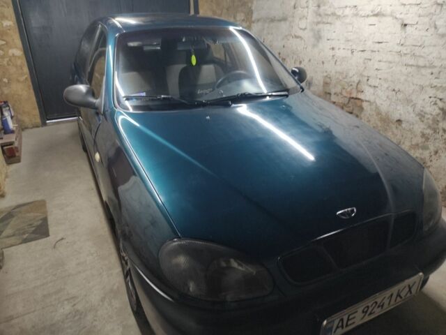 Зеленый Дэу Сенс, объемом двигателя 1.3 л и пробегом 438 тыс. км за 1500 $, фото 1 на Automoto.ua