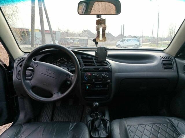 Зелений Деу Сенс, об'ємом двигуна 1.6 л та пробігом 3 тис. км за 1799 $, фото 1 на Automoto.ua
