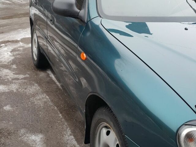 Зеленый Дэу Сенс, объемом двигателя 1.5 л и пробегом 180 тыс. км за 2250 $, фото 1 на Automoto.ua