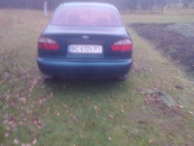 Зеленый Дэу Сенс, объемом двигателя 1.3 л и пробегом 300 тыс. км за 1000 $, фото 1 на Automoto.ua