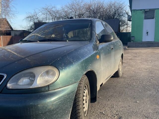 Зеленый Дэу Сенс, объемом двигателя 1.5 л и пробегом 500 тыс. км за 1000 $, фото 1 на Automoto.ua