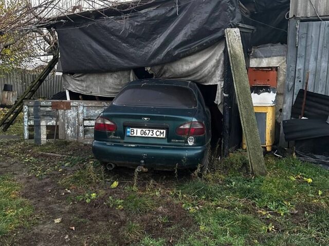 Зеленый Дэу Сенс, объемом двигателя 1.5 л и пробегом 300 тыс. км за 799 $, фото 1 на Automoto.ua