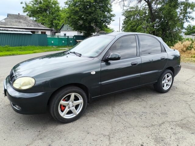 Зелений Деу Сенс, об'ємом двигуна 1.5 л та пробігом 250 тис. км за 2200 $, фото 1 на Automoto.ua