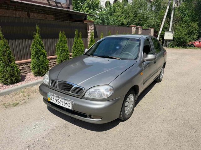 Зелений Деу Сенс, об'ємом двигуна 1.5 л та пробігом 300 тис. км за 1300 $, фото 1 на Automoto.ua
