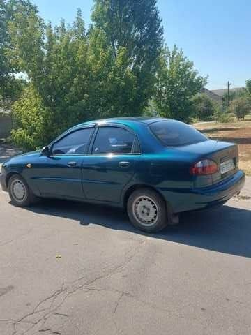 Зеленый Дэу Сенс, объемом двигателя 1.5 л и пробегом 200 тыс. км за 2300 $, фото 1 на Automoto.ua