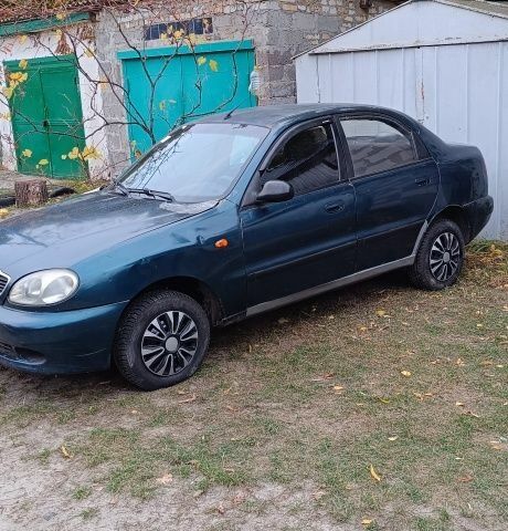 Зеленый Дэу Сенс, объемом двигателя 0 л и пробегом 100 тыс. км за 900 $, фото 1 на Automoto.ua
