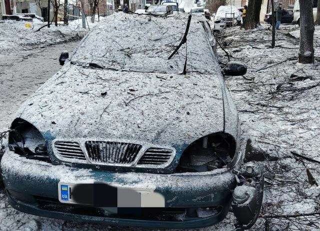 Зеленый Дэу Сенс, объемом двигателя 1 л и пробегом 279 тыс. км за 605 $, фото 1 на Automoto.ua