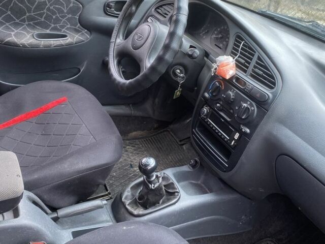 Зеленый Дэу Сенс, объемом двигателя 1.5 л и пробегом 200 тыс. км за 1300 $, фото 1 на Automoto.ua