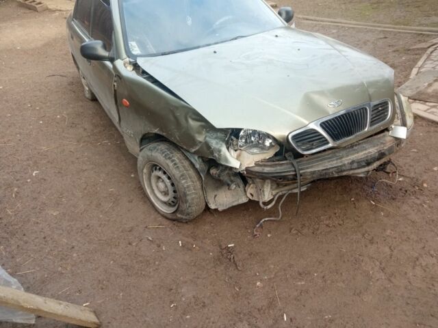 Зелений Деу Сенс, об'ємом двигуна 1 л та пробігом 240 тис. км за 12 $, фото 1 на Automoto.ua