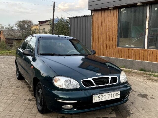 Зеленый Дэу Сенс, объемом двигателя 1.5 л и пробегом 450 тыс. км за 2000 $, фото 1 на Automoto.ua