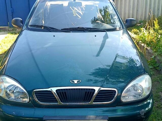 Зеленый Дэу Сенс, объемом двигателя 1.3 л и пробегом 300 тыс. км за 1300 $, фото 1 на Automoto.ua