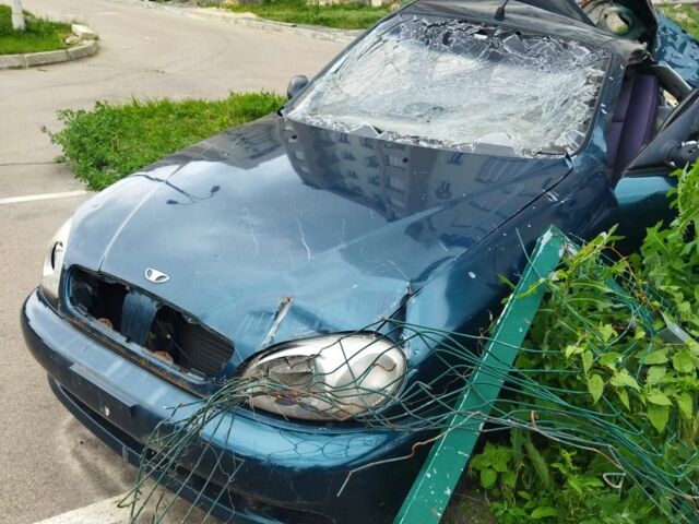 Зелений Деу Сенс, об'ємом двигуна 1.5 л та пробігом 200 тис. км за 960 $, фото 1 на Automoto.ua
