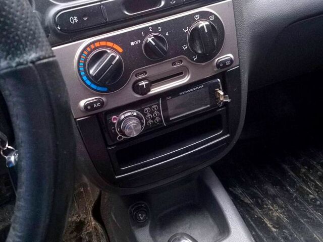 Зелений Деу Сенс, об'ємом двигуна 1.3 л та пробігом 230 тис. км за 1600 $, фото 1 на Automoto.ua