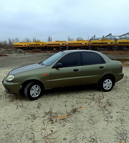 Зеленый Дэу Сенс, объемом двигателя 1.3 л и пробегом 220 тыс. км за 1250 $, фото 1 на Automoto.ua