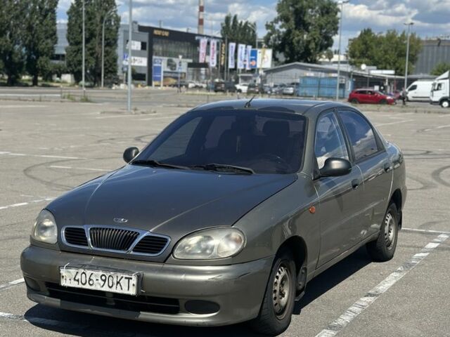 Зеленый Дэу Сенс, объемом двигателя 1.5 л и пробегом 400 тыс. км за 1199 $, фото 1 на Automoto.ua