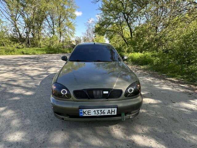 Зеленый Дэу Сенс, объемом двигателя 1.5 л и пробегом 305 тыс. км за 1599 $, фото 1 на Automoto.ua
