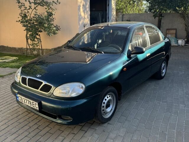 Зеленый Дэу Сенс, объемом двигателя 1.5 л и пробегом 220 тыс. км за 2200 $, фото 1 на Automoto.ua