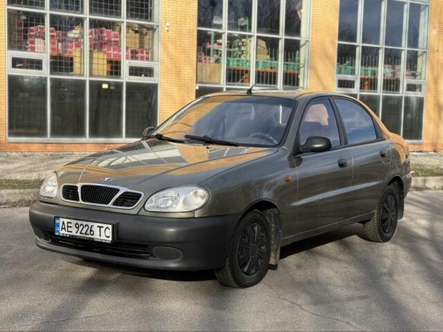 Зеленый Дэу Сенс, объемом двигателя 1.5 л и пробегом 347 тыс. км за 2399 $, фото 1 на Automoto.ua