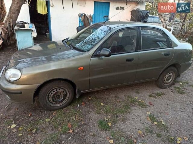 Зеленый Дэу Сенс, объемом двигателя 1.3 л и пробегом 240 тыс. км за 1300 $, фото 1 на Automoto.ua