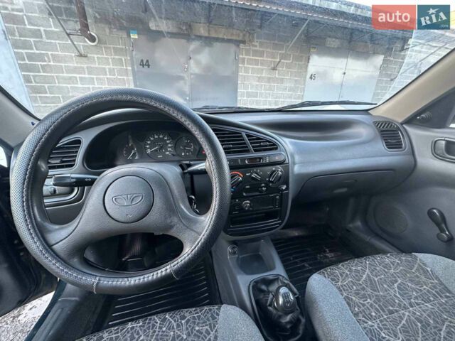 Зеленый Дэу Сенс, объемом двигателя 1.3 л и пробегом 154 тыс. км за 1950 $, фото 1 на Automoto.ua