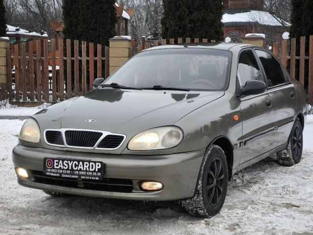 Зеленый Дэу Сенс, объемом двигателя 0 л и пробегом 200 тыс. км за 2150 $, фото 1 на Automoto.ua