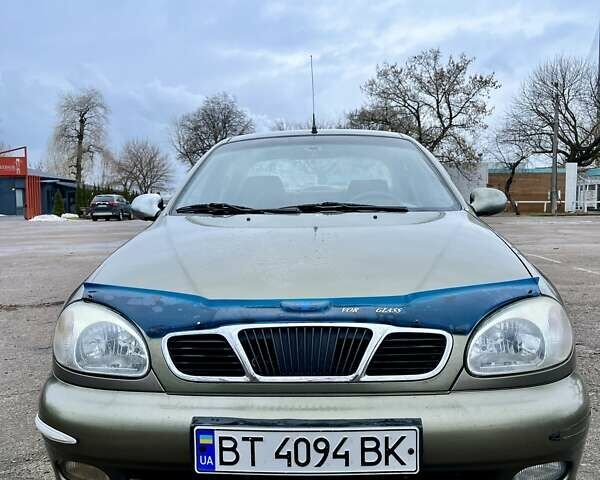Зеленый Дэу Сенс, объемом двигателя 1.3 л и пробегом 208 тыс. км за 1850 $, фото 1 на Automoto.ua