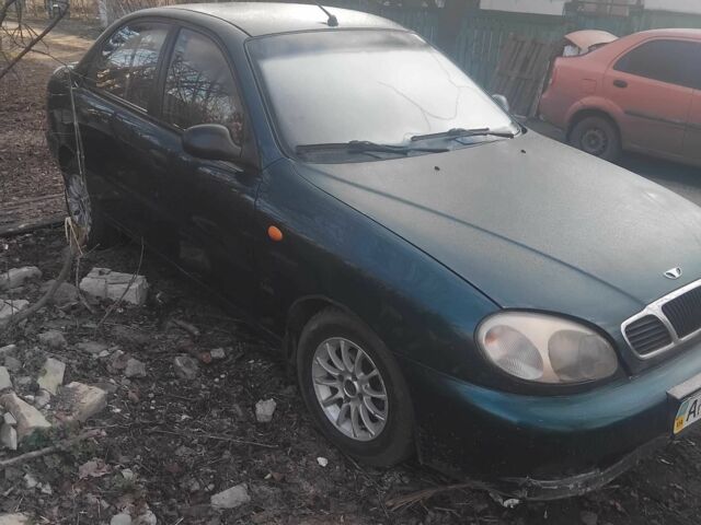 Зеленый Дэу Сенс, объемом двигателя 0 л и пробегом 300 тыс. км за 700 $, фото 1 на Automoto.ua