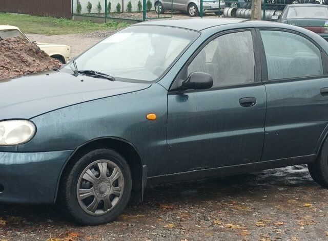 Зеленый Дэу Сенс, объемом двигателя 1.5 л и пробегом 209 тыс. км за 2000 $, фото 1 на Automoto.ua