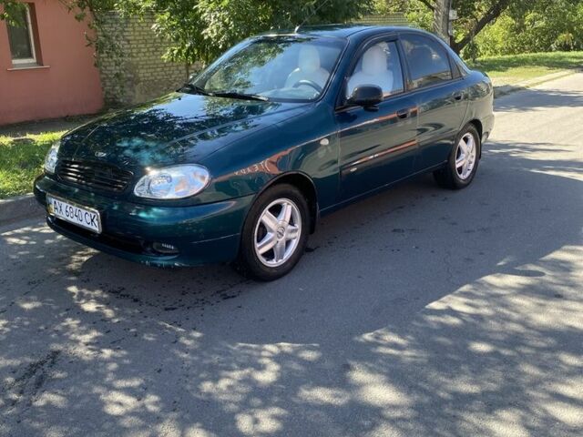 Зеленый Дэу Сенс, объемом двигателя 1.3 л и пробегом 175 тыс. км за 2000 $, фото 1 на Automoto.ua