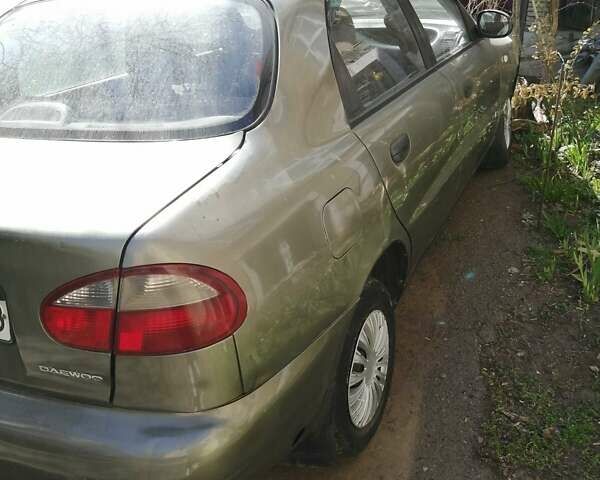 Зеленый Дэу Сенс, объемом двигателя 1.3 л и пробегом 150 тыс. км за 1100 $, фото 1 на Automoto.ua