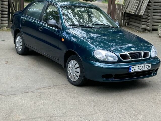 Зеленый Дэу Сенс, объемом двигателя 1.5 л и пробегом 200 тыс. км за 2100 $, фото 1 на Automoto.ua