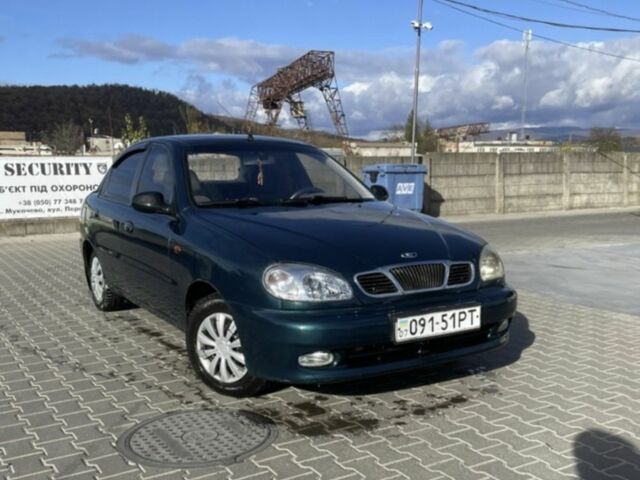 Зеленый Дэу Сенс, объемом двигателя 1.5 л и пробегом 180 тыс. км за 1974 $, фото 1 на Automoto.ua